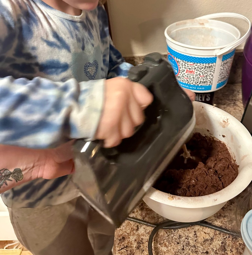 Double Chocolate Cookies & Little Hands in the&nbsp;Kitchen